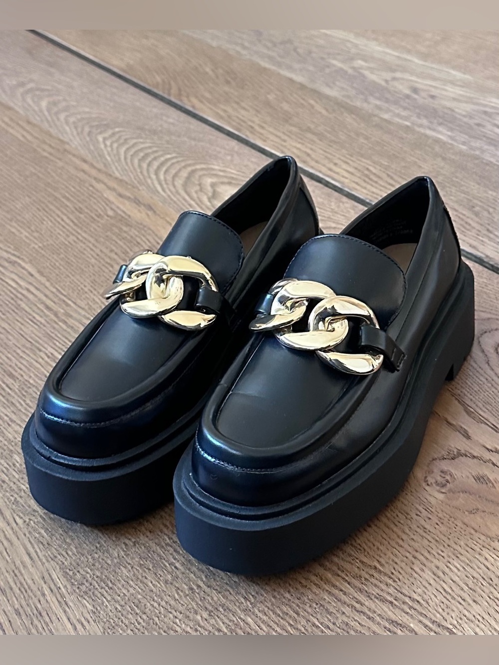 H&M Black Platform Loafers with Gold Chain size 7 (38)